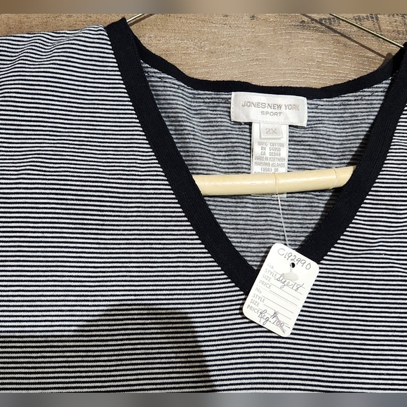 BNWT -Jones New York- long sleeve - Picture 2 of 4